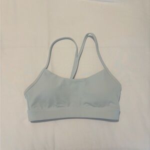 Lululemon Flow Y Bra Nulu in light blue